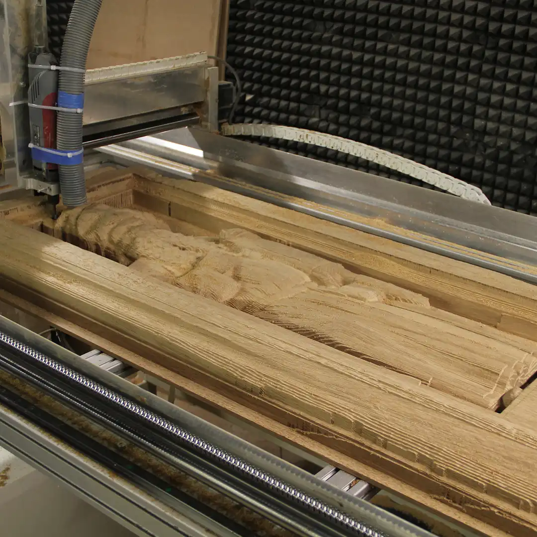 Herstellung einer Replik eines Holzreliefs im Material Eiche