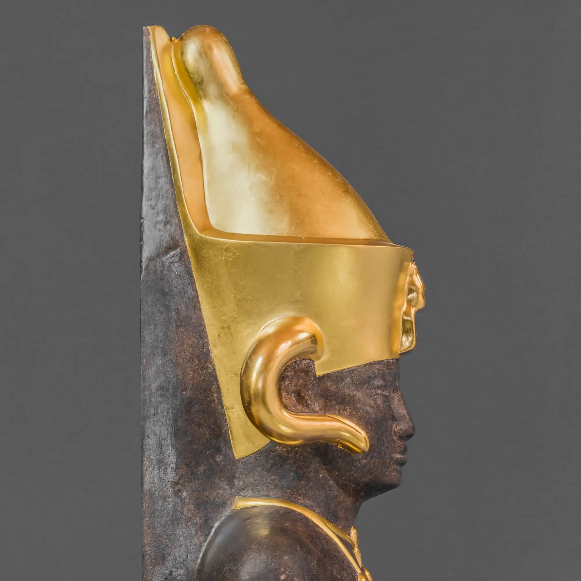 Herstellung von 7 rekonstruierten Konigsstatuen